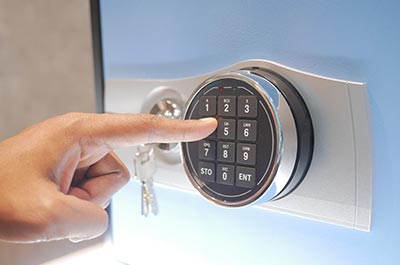 Safe Unlocking Kennesaw Commercial Locksmith